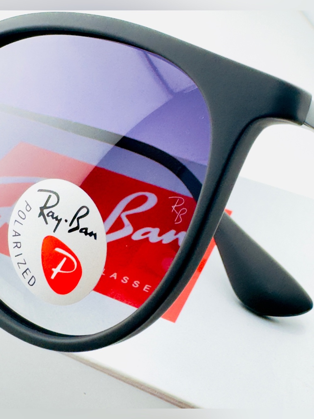 Ray-Ban Erika Women Sunglasses RB4171 Matte black Frame Gradient Gray Lenses - Picture 13 of 14